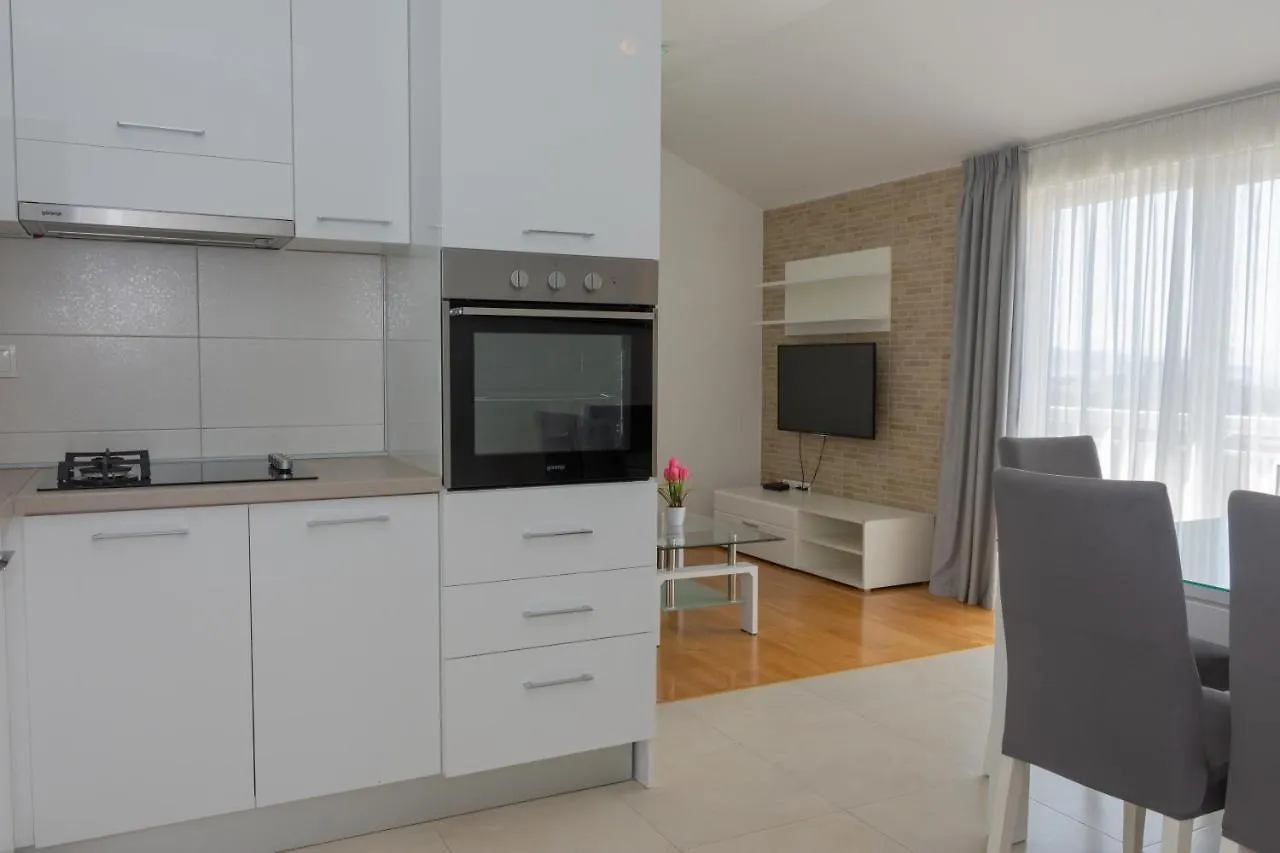 Apartment Plazonic Kastela