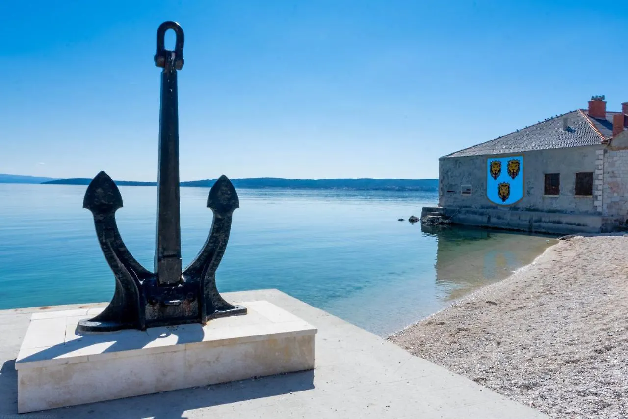 Apartment Plazonic Kastela Croatia